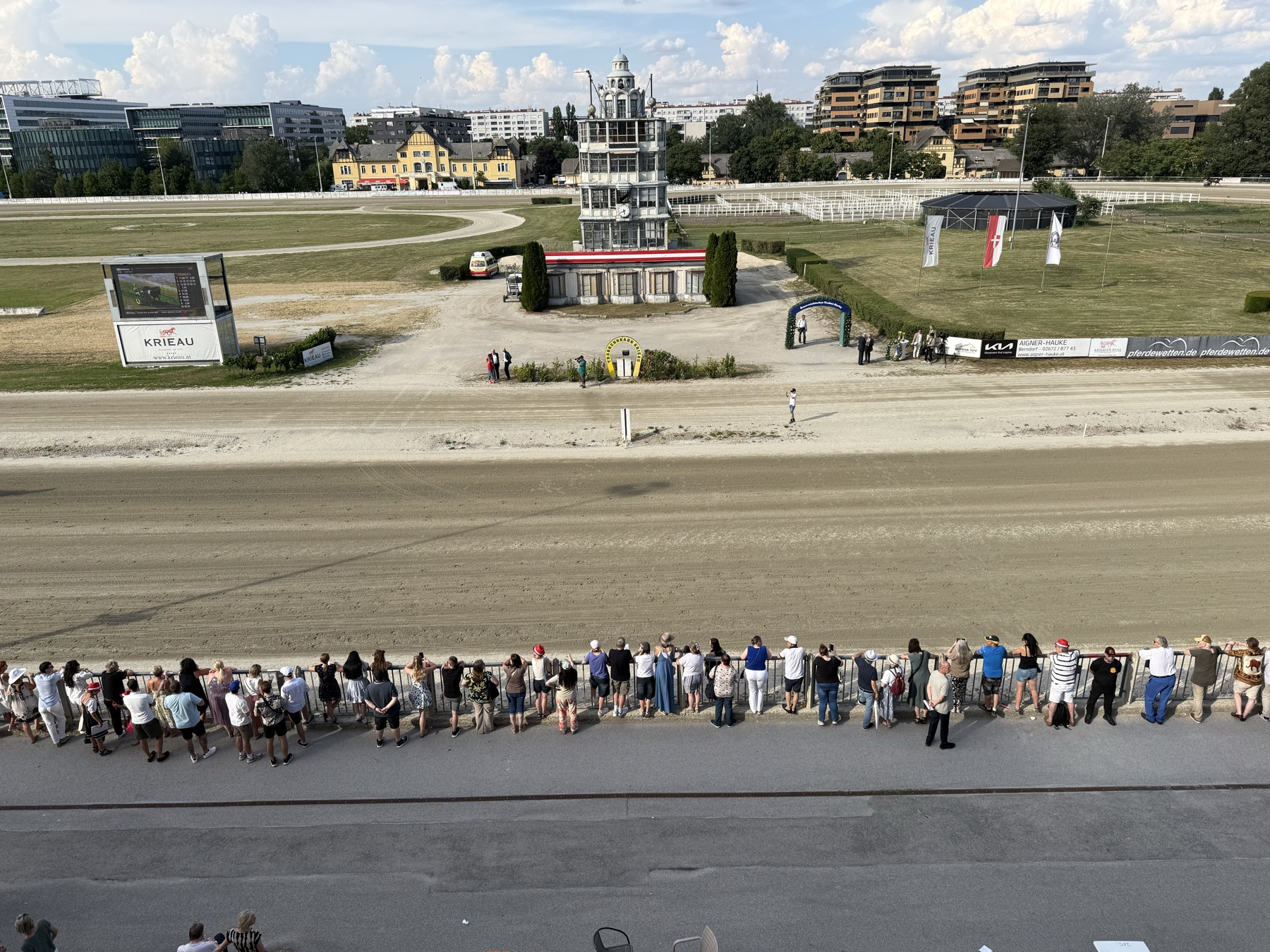 Krieau Derby horses and trackside spectators